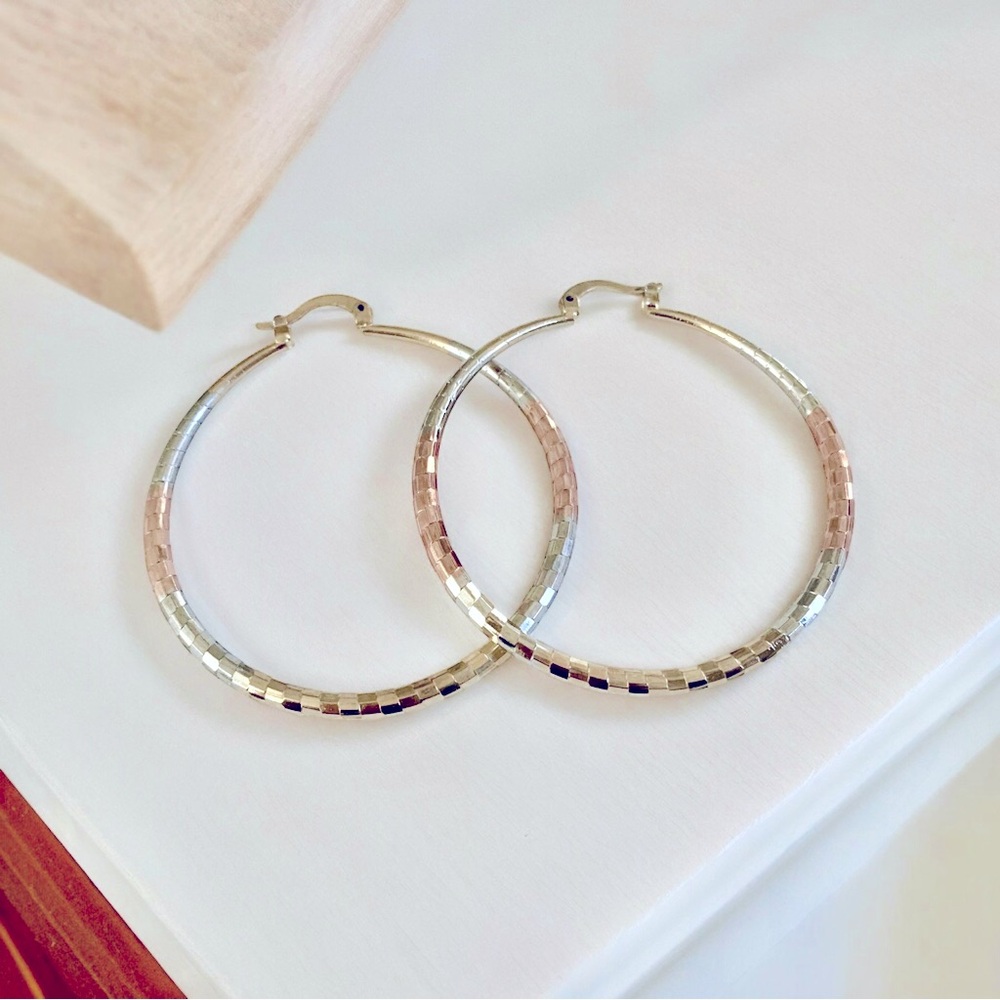 BRAND NEW 24 KT GOLD PLATED TRICOLOR HOOP EARRINGS